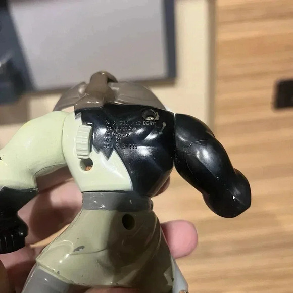 Disney's Mulan 1998 Shan-Yu McDonald's Action Figure - Picture 3 of 3